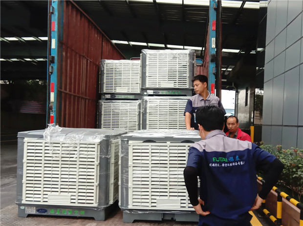 ܇(ch��)�g���حh(hu��n)�����{(di��o)�S(ch��ng)�Ұ��b����F(xi��n)��(ch��ng)