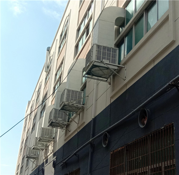 �����ɍ��h(hu��n)�����{(di��o)���b